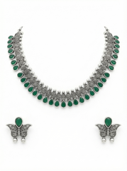 Emera Teardrop Heritage Necklace Set