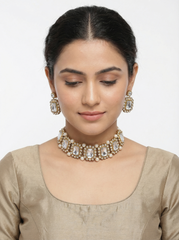 Ivora Crystal Pearl Choker Set